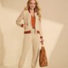 CONJUNTO VIVO FRENTE CONJUNTO COM DETALHE EM VIVO MARROM
